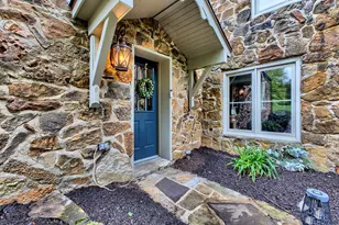 233 St Ives Dr, Hempfield Township, PA 15601 - Photo 3