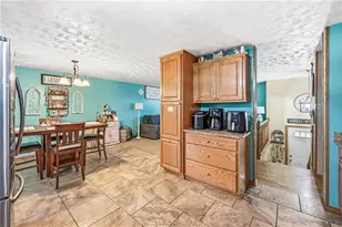 11 Clubhouse Dr, Shenango Township, PA 16159 - Photo 5
