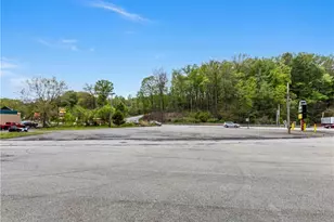 3006 Lewis Run Rd, Clairton, PA 15025 - Photo 7