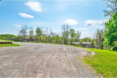 10114 Saltsburg Road, Pittsburgh, PA 15239 - Photo 15