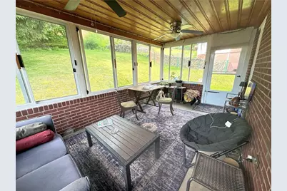 453 Greenlee Rd, Pittsburgh, PA 15227 - Photo 11