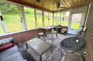 453 Greenlee Rd, Pittsburgh, PA 15227 - Photo 11