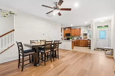 2014 Connecticut Ln, Pittsburgh, PA 15143 - Photo 9