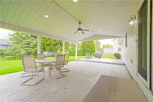 135 Shannon Dr, Neshannock Township, PA 16105 - Photo 3