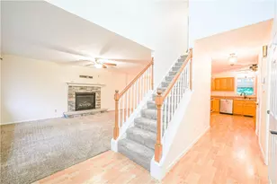 135 Shannon Dr, Neshannock Township, PA 16105 - Photo 7