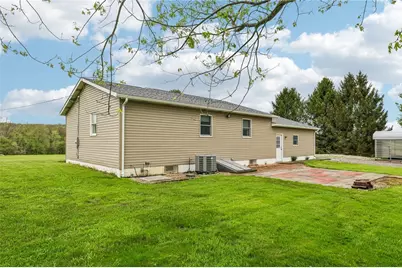 240 Hamburg Rd, Hempfield Township, PA 16125 - Photo 33