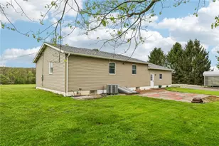 240 Hamburg Rd, Hempfield Township, PA 16125 - Photo 33