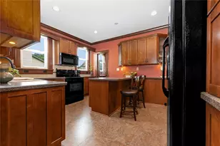 518 Stewart Ave, Grove City Boro, PA 16127 - Photo 11