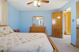 1267 Edgewood Dr, West Homestead, PA 15120 - Photo 13