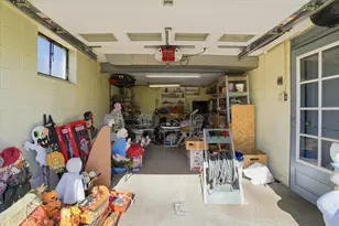 1267 Edgewood Dr, West Homestead, PA 15120 - Photo 27