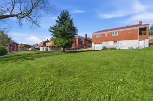 1267 Edgewood Dr, West Homestead, PA 15120 - Photo 33