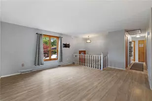 22 Laurel Valley Ct, Pittsburgh, PA 15147 - Photo 5