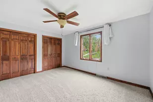 2493 Elkridge Dr Dr, Pittsburgh, PA 15090 - Photo 31