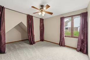 2493 Elkridge Dr Dr, Pittsburgh, PA 15090 - Photo 33