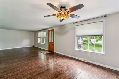 115 Lapeer Dr, South Beaver Township, PA 15010 - Photo 13