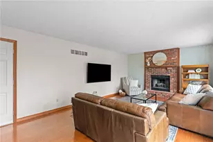 105 Stardust, Connoquenessing Boro, PA 16053 - Photo 13
