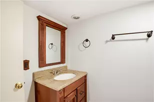 117 W Broad St, South Bethlehem Boro, PA 16242 - Photo 27