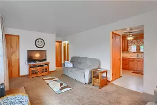 1211 Gale St, New Castle, PA 16101 - Photo 9