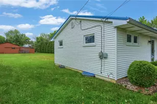 1211 Gale St, New Castle, PA 16101 - Photo 3