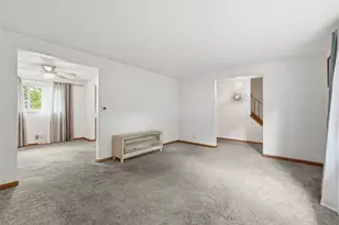 1133 Sperling Dr, Pittsburgh, PA 15221 - Photo 5