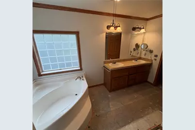 416 Crooks School Rd, Hanover Township, PA 15026 - Photo 11