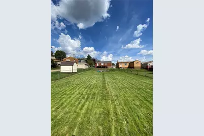 1015 Georgia Dr, Pittsburgh, PA 15209 - Photo 5