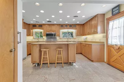 134 Allan Dr, Brighton Township, PA 15009 - Photo 3