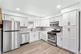 2128 Merriman Wy, Pittsburgh, PA 15203 - Photo 11