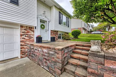 65 W Glennis Drive, Hempfield Township, PA 15601 - Photo 3