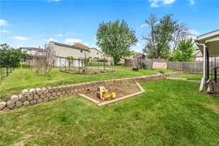 525 Giffin Ave, Canonsburg, PA 15317 - Photo 27