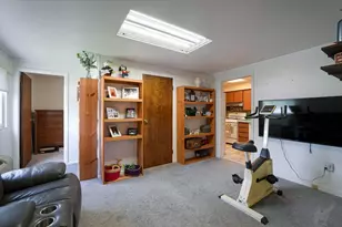 1007 Woodbine Street St, Pittsburgh, PA 15201 - Photo 13