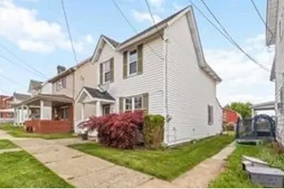 406 W Smithfield Street, Mt Pleasant Boro, PA 15666 - Photo 3