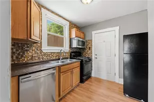 530 Holmes Ave, Baden, PA 15005 - Photo 13