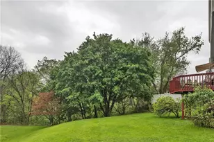 156 Dinwiddie Dr, Pittsburgh, PA 15068 - Photo 5