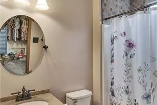 156 Dinwiddie Dr, Pittsburgh, PA 15068 - Photo 25
