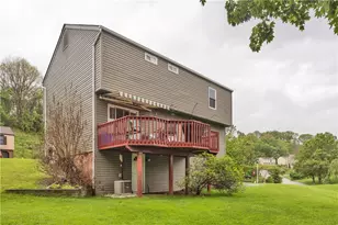 156 Dinwiddie Dr, Pittsburgh, PA 15068 - Photo 3