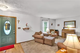 156 Dinwiddie Dr, Pittsburgh, PA 15068 - Photo 9