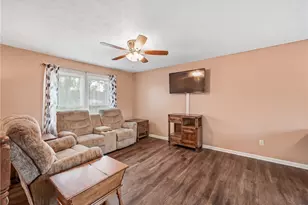 108 19th St, Pymatuning Township, PA 16125 - Photo 3