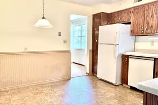 164 Penhurst Dr, Wilkins Township, PA 15235 - Photo 9