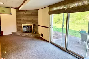 164 Penhurst Dr, Wilkins Township, PA 15235 - Photo 25