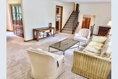 164 Penhurst Drive, Wilkins Township, PA 15235 - Photo 9