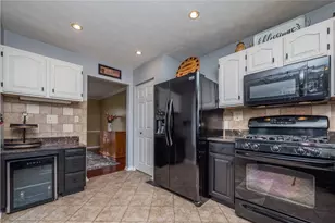 8039 Woodcreek Dr, South Fayette, PA 15017 - Photo 13