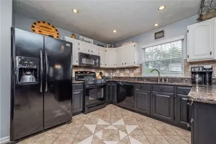 8039 Woodcreek Dr, South Fayette, PA 15017 - Photo 11