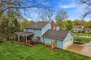 12 Stoney Brook Blvd, Hempfield Township, PA 16125 - Photo 9