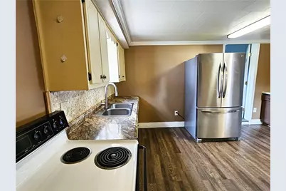 10 Eggers Ave, Belle Vernon, PA 15012 - Photo 3