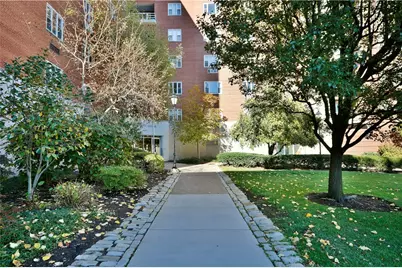 4625 Fifth Ave #202, Pittsburgh, PA 15213 - Photo 27