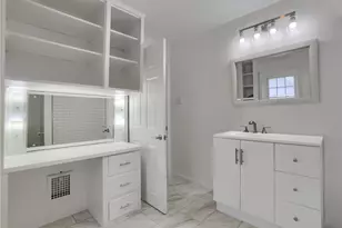 203 E Sheridan Ave, New Castle, PA 16105 - Photo 13
