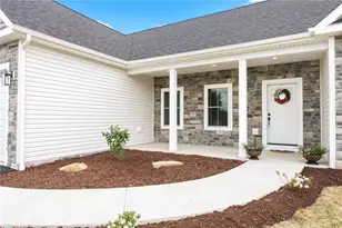 16 Margaret St, South Union Township, PA 15401 - Photo 7