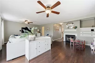 137 Old Village Ln, Bethel Park, PA 15102 - Photo 11