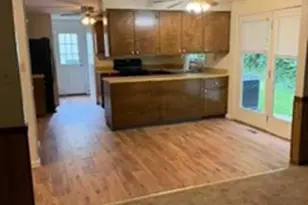 1293 Manor Dr, Pittsburgh, PA 15241 - Photo 9